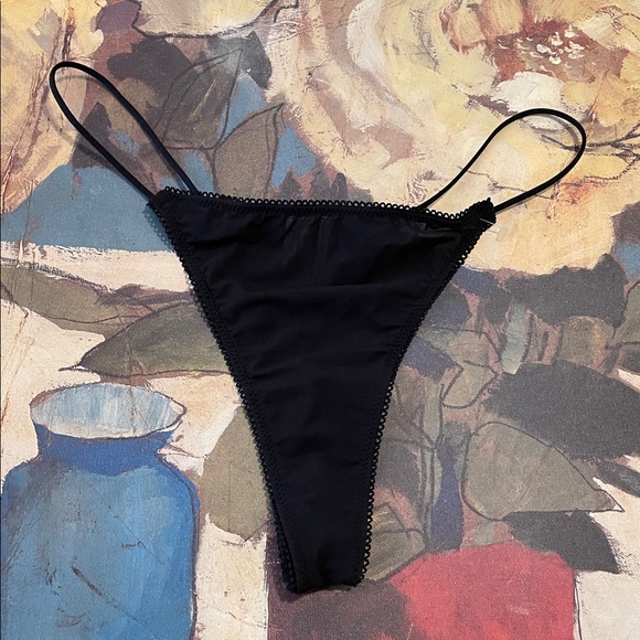 G String - Picture 1 of 4